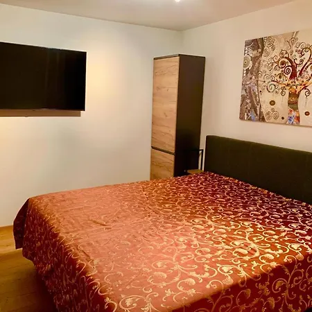 Appartement Wef Platz Centre 3,5 With Garage